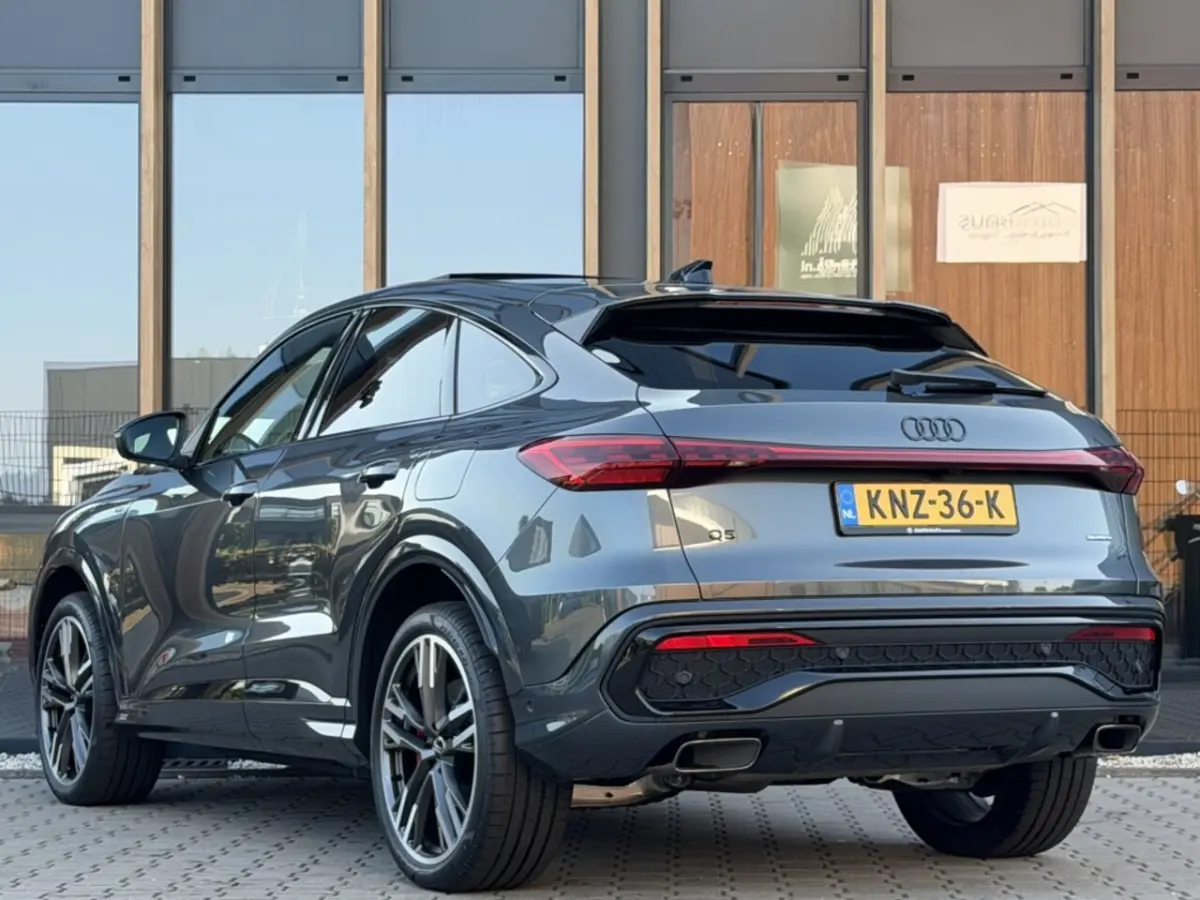 2.0 TFSI e-hybrid quattro S edition Competition, 370PK | Pano |