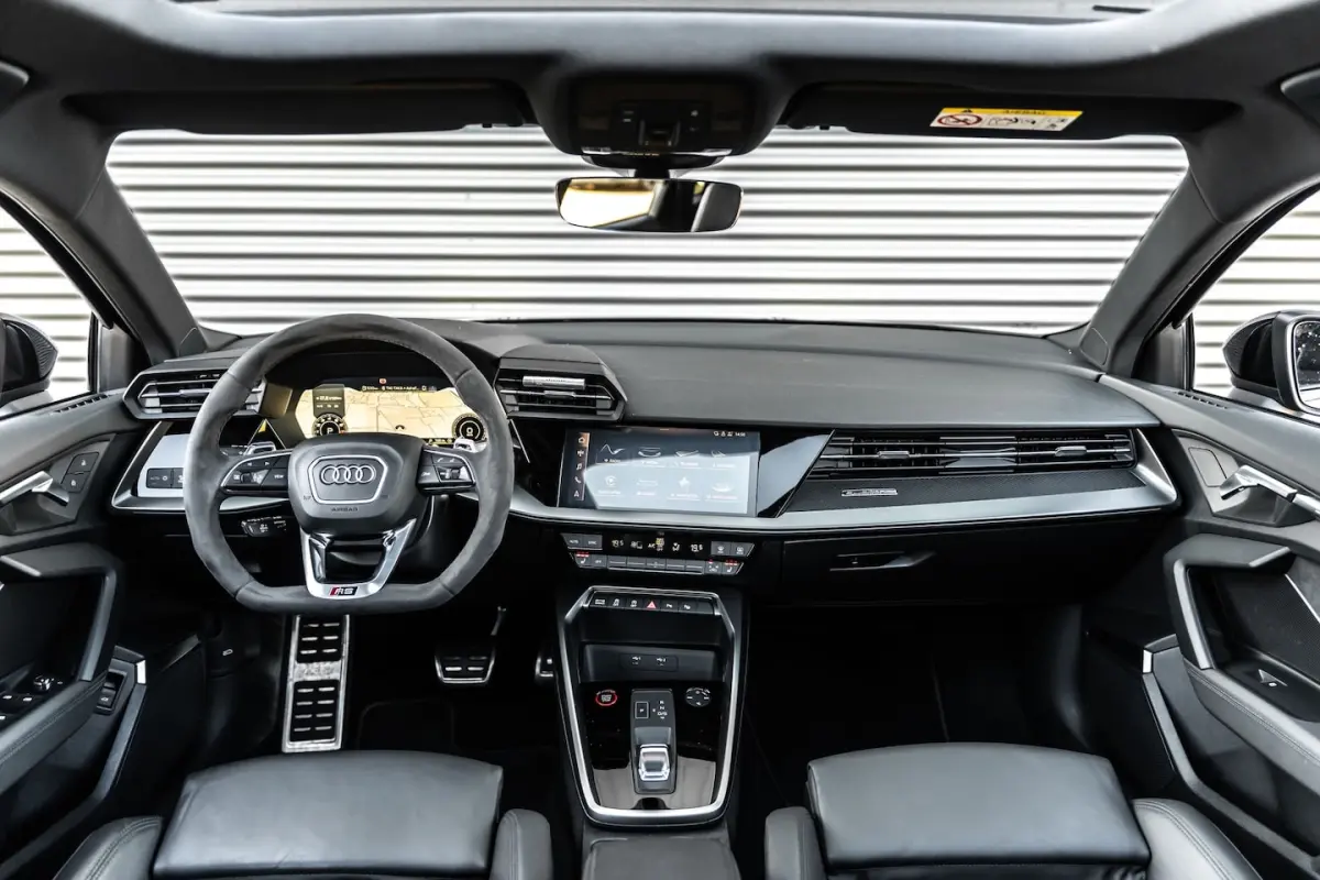 2.5 TFSI RS 3 QUATTRO PANO KEYLESS CAMERA RS ZETELS