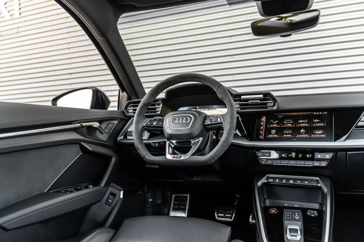 2.5 TFSI RS 3 QUATTRO PANO KEYLESS CAMERA RS ZETELS