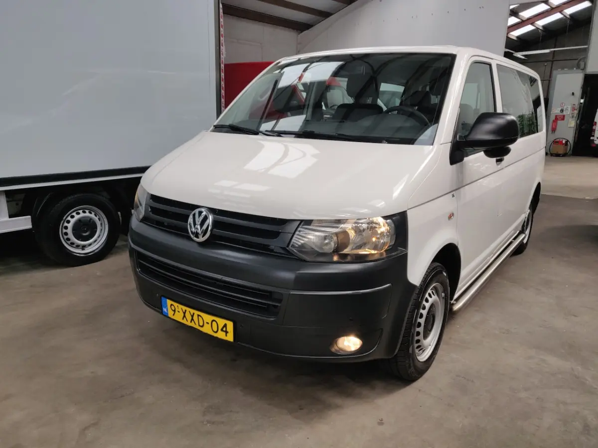 Volkswagen Transporter Kombi 2015 Diesel Automatisch leasen