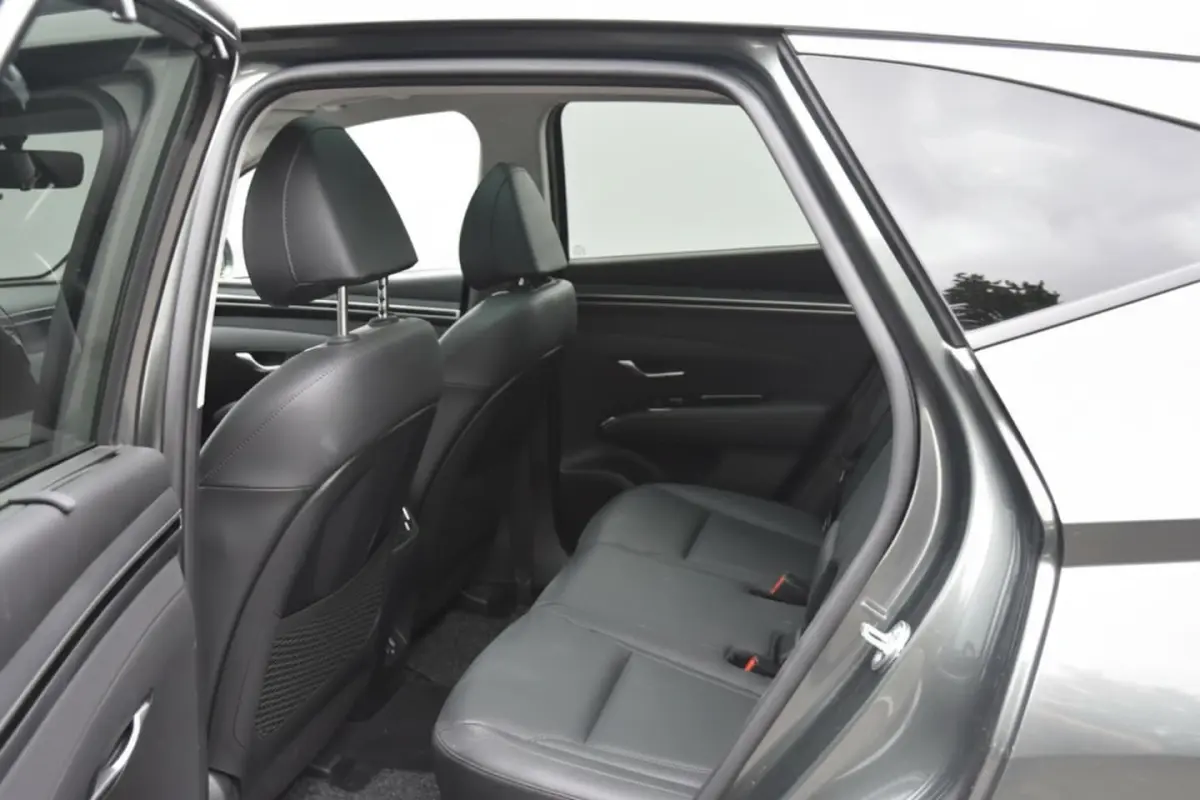 1.6 T-GDI PHEV Premium Sky 4WD | HYBRIDE | PANORAMA DAK | TREKHAAK