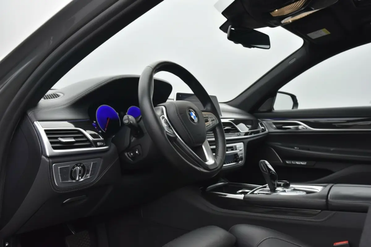 740e iPerformance High Executive 21'' BREYTON | VERLAAGD | MAXTON
