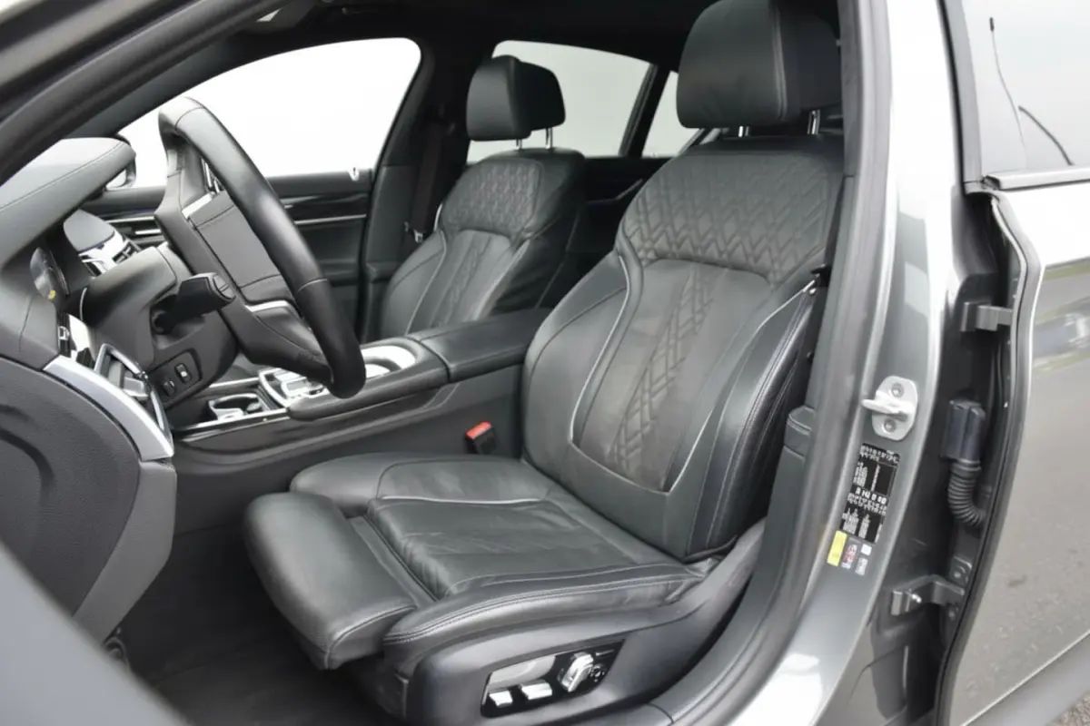740e iPerformance High Executive 21'' BREYTON | VERLAAGD | MAXTON