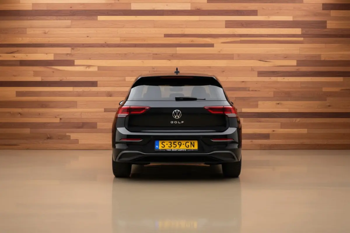 1.0 TSI Life | 17" LMV | LOUNGE PAKKET