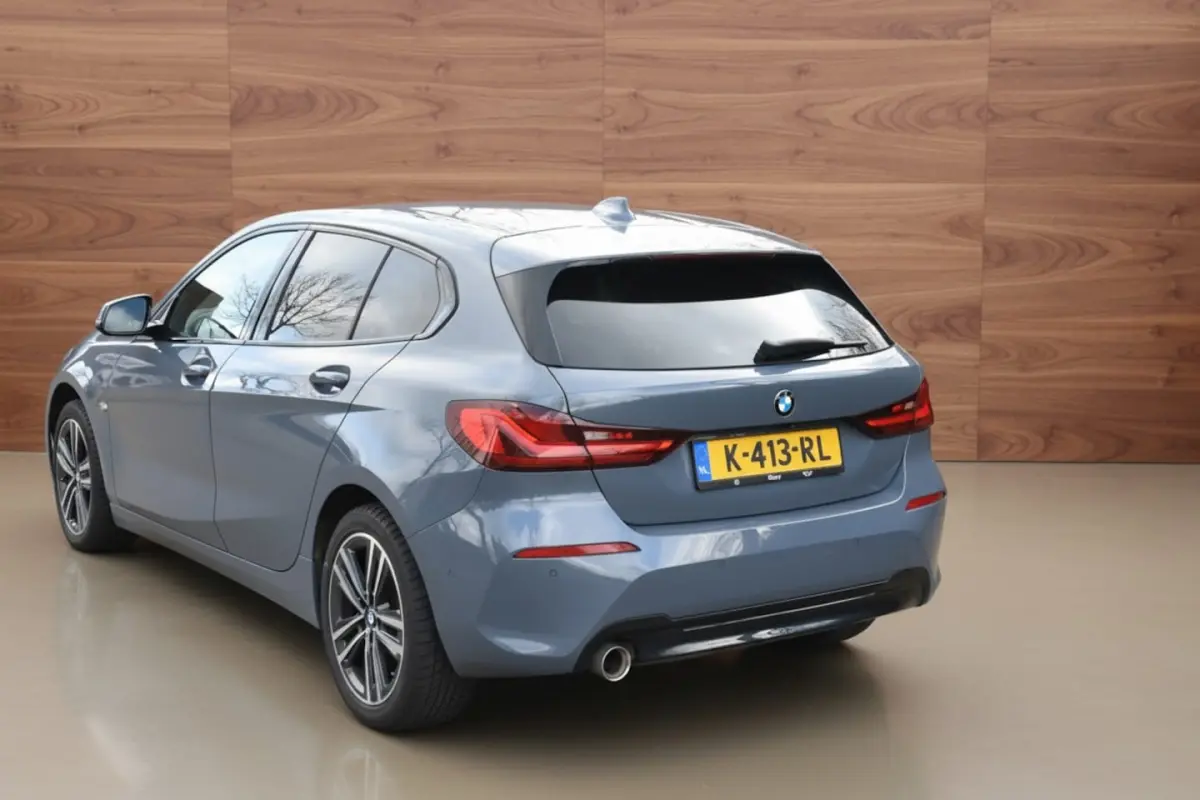 118i High Executive SPORTLINE | SPORTLEDER | TREKHAAK | STOEL/STUUR VERW