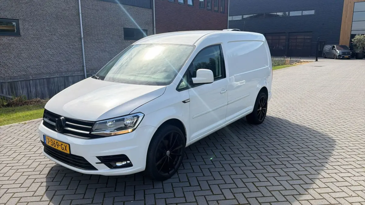 2.0 TDI L2H1 BMT Highline 172DKM / NAVIGATIE / 19'' INCH VELGEN / LET OP PROBLEMEN