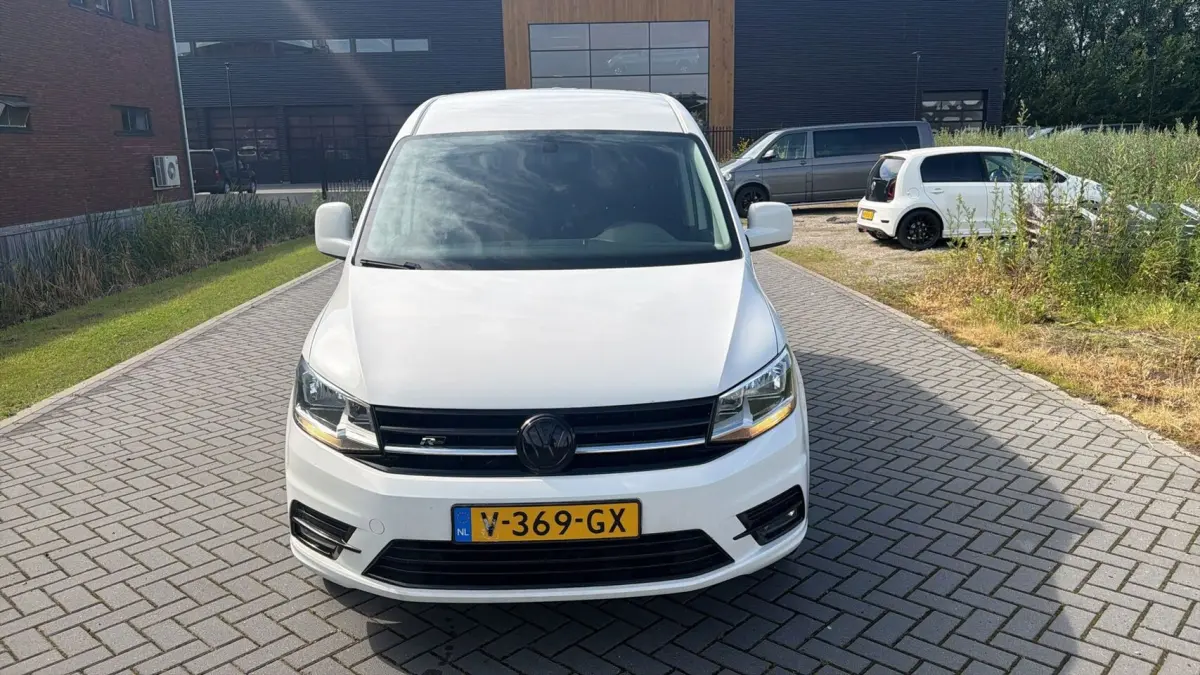 2.0 TDI L2H1 BMT Highline 172DKM / NAVIGATIE / 19'' INCH VELGEN / LET OP PROBLEMEN