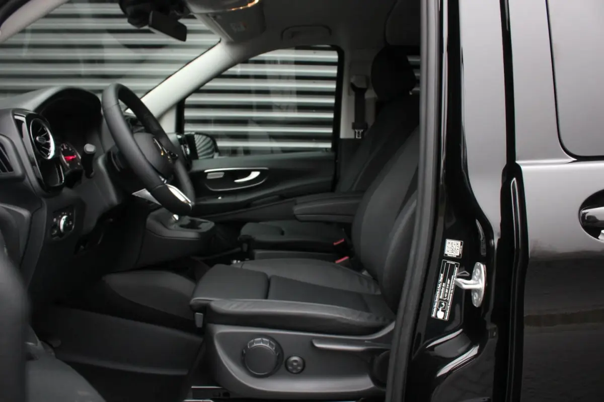 119 CDI L3 SPORT DUBBEL CABINE / DC / BPM VRIJ / FULL BLACK / 2X SCHUIFDEUREN / AMG / VERL