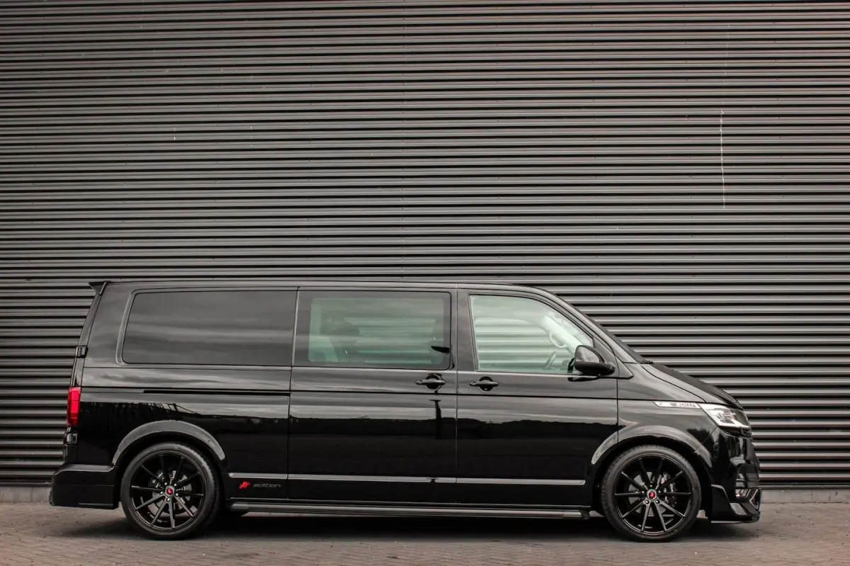 2.0 TDI L2H1 150PK BULLI DC DUBBEL CABINE / LEIGHTONVANS BODYKIT / FULL OPTINS / LEDER / F