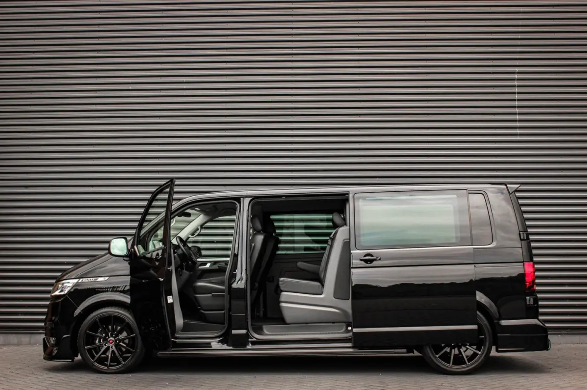 2.0 TDI L2H1 150PK BULLI DC DUBBEL CABINE / LEIGHTONVANS BODYKIT / FULL OPTINS / LEDER / F