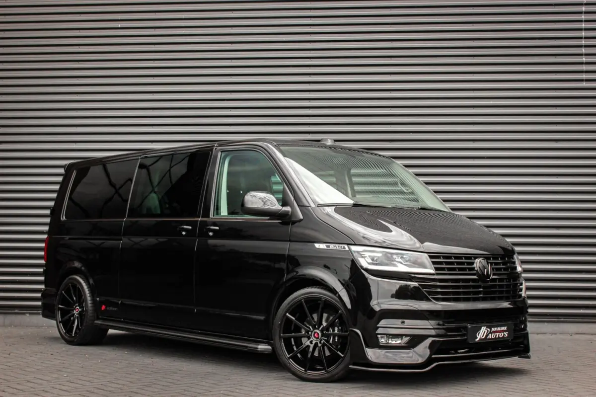 2.0 TDI L2H1 150PK BULLI DC DUBBEL CABINE / LEIGHTONVANS BODYKIT / FULL OPTINS / LEDER / F
