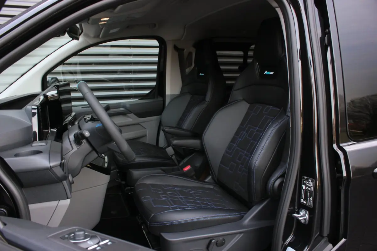 320 2.0 TDCI L2H1 MS-RT DC AWD DUBBEL CABINE BPM VRIJ / KUIPSTOELEN / DIRECT RIJDEN / NAVI