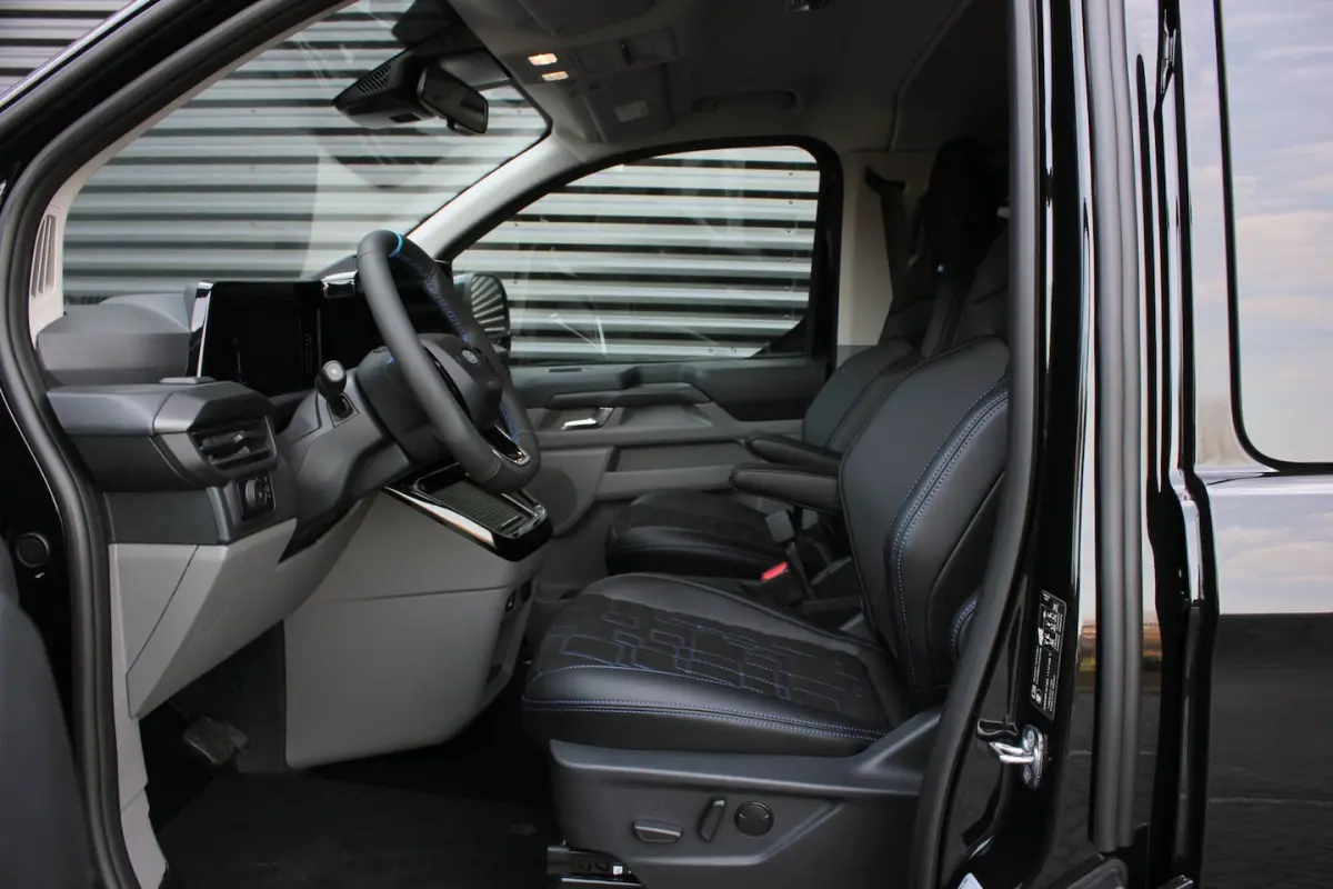 320 2.0 TDCI L2H1 MS-RT DC AWD DUBBEL CABINE BPM VRIJ / KUIPSTOELEN / DIRECT RIJDEN / NAVI