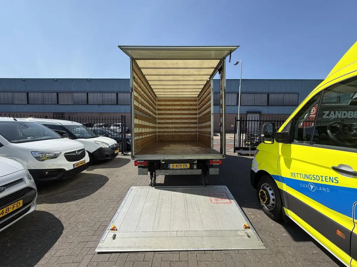 35C14 2.3 375 Laadklep Euro-6 Airco