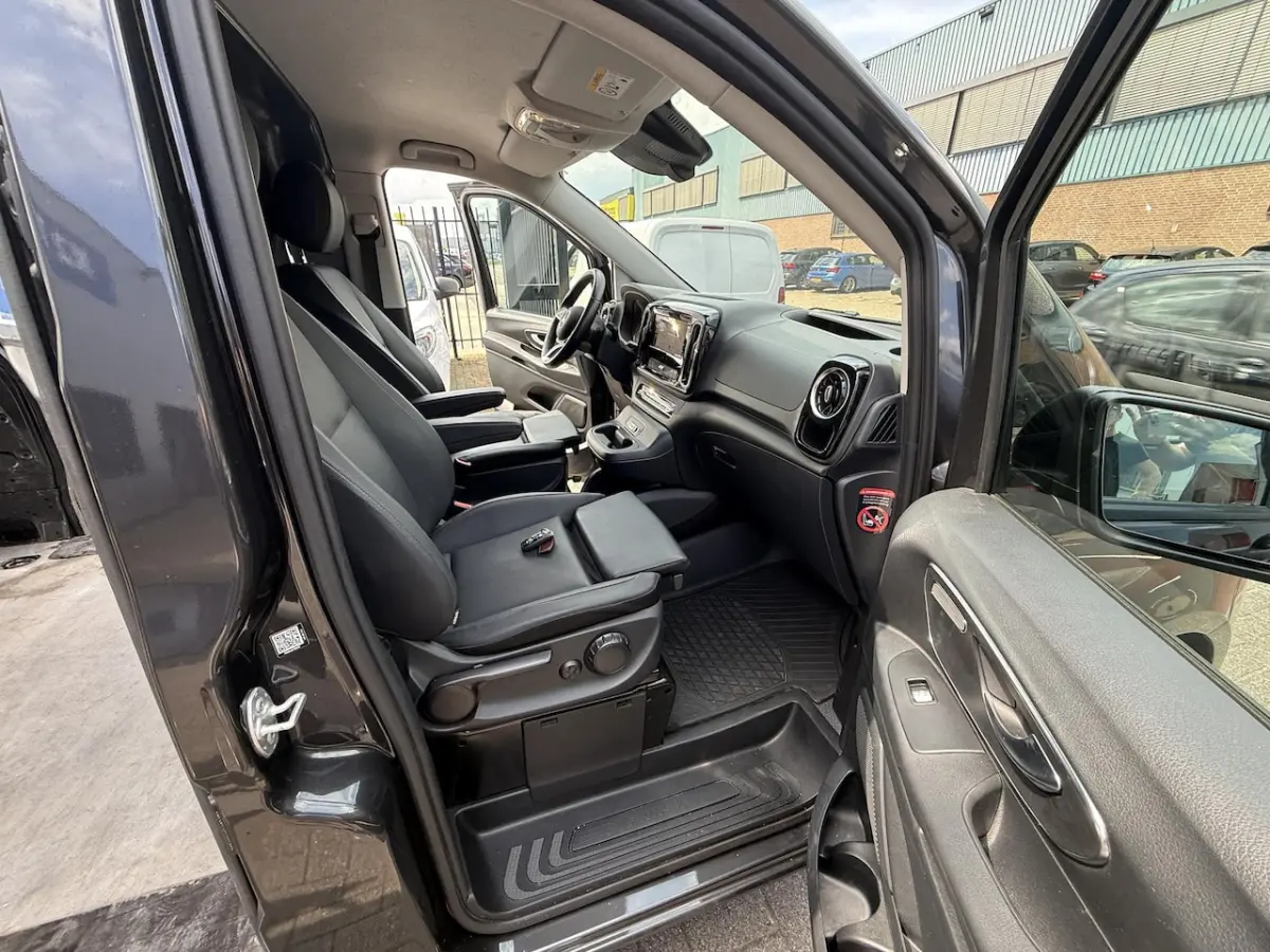 119 CDI L3 Select AIRMATIC APPLE CARPLAY FULL LED 2500KG Trekhaak