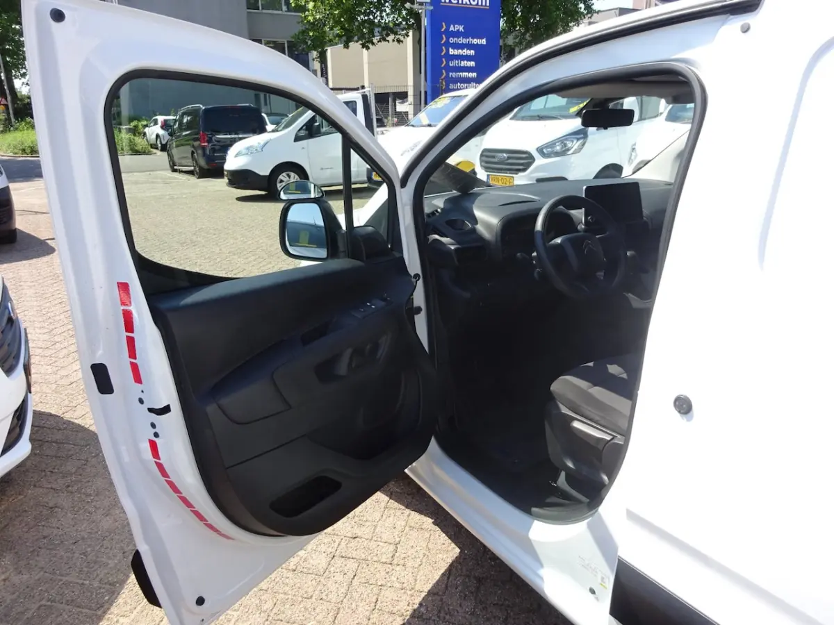 1.6 BlueHDI Club AIRCO CRUISE CONTROL NAVIGATIE PDC SCHUIFDEUR