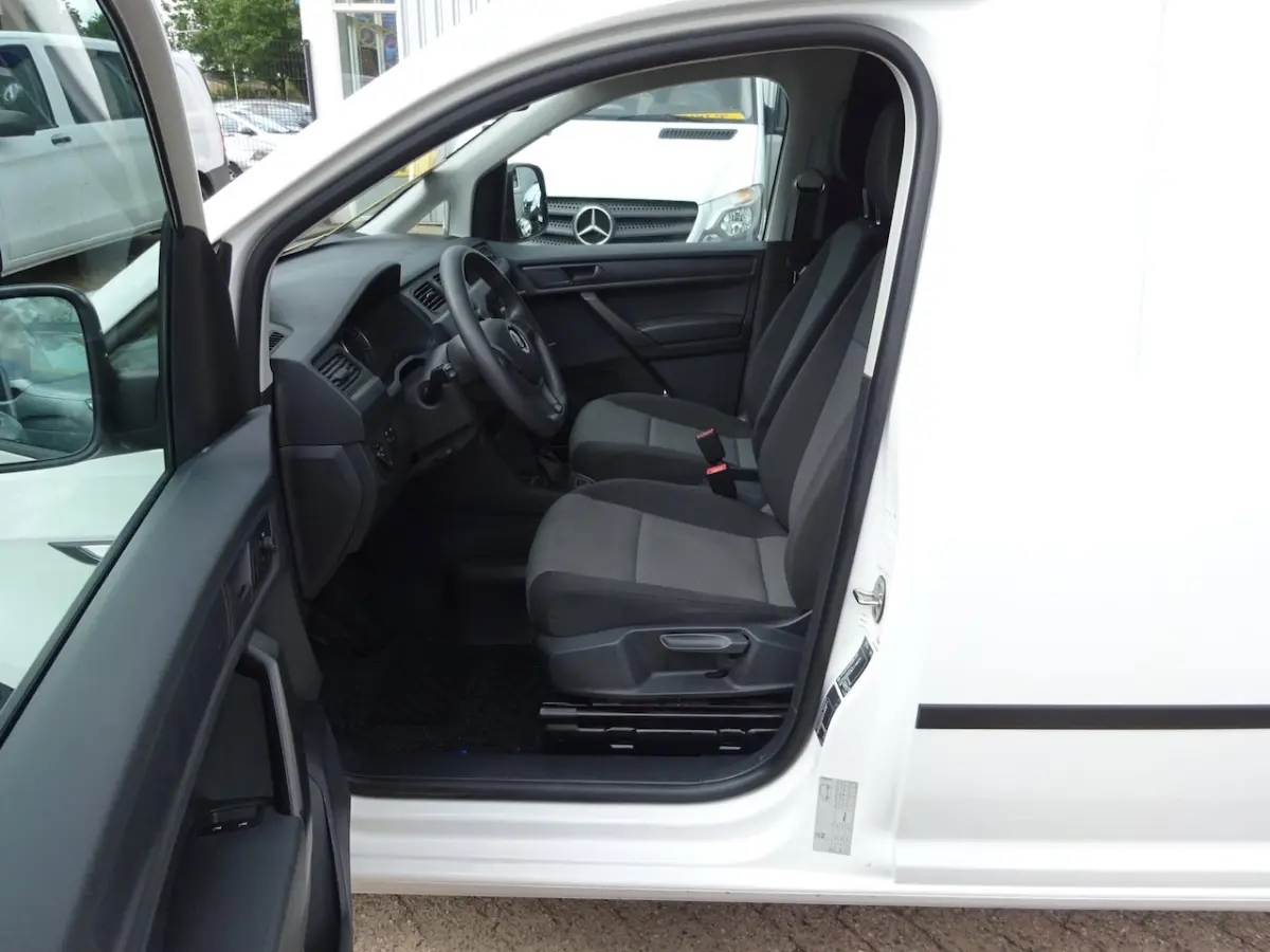 2.0 TDI L2H1 VW EX KPN LAADRUIMTE INRICHTING AIRCO CRUISE ALARM PDCM