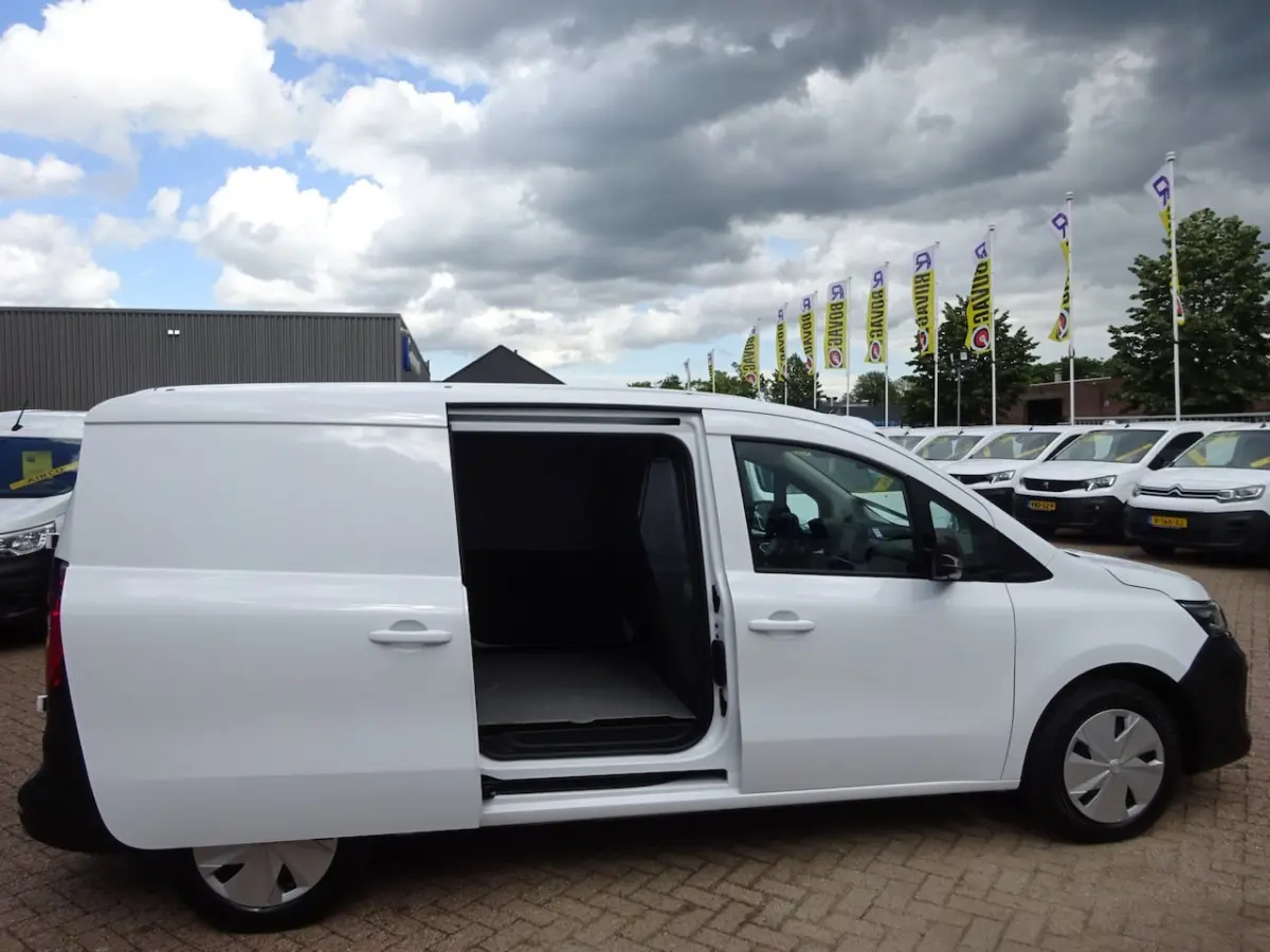 N-Connecta L2 45KW 100% ELEKTRISCH AIRCO CRUISE CARPLAY