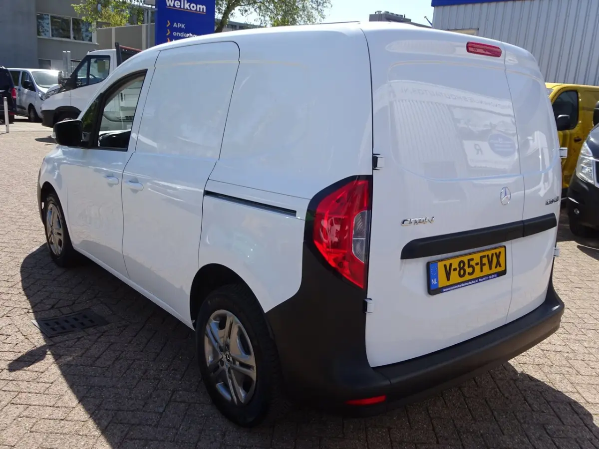 108 CDI L1 AIRCO 2 x SCHUIFDEUR EURO 6