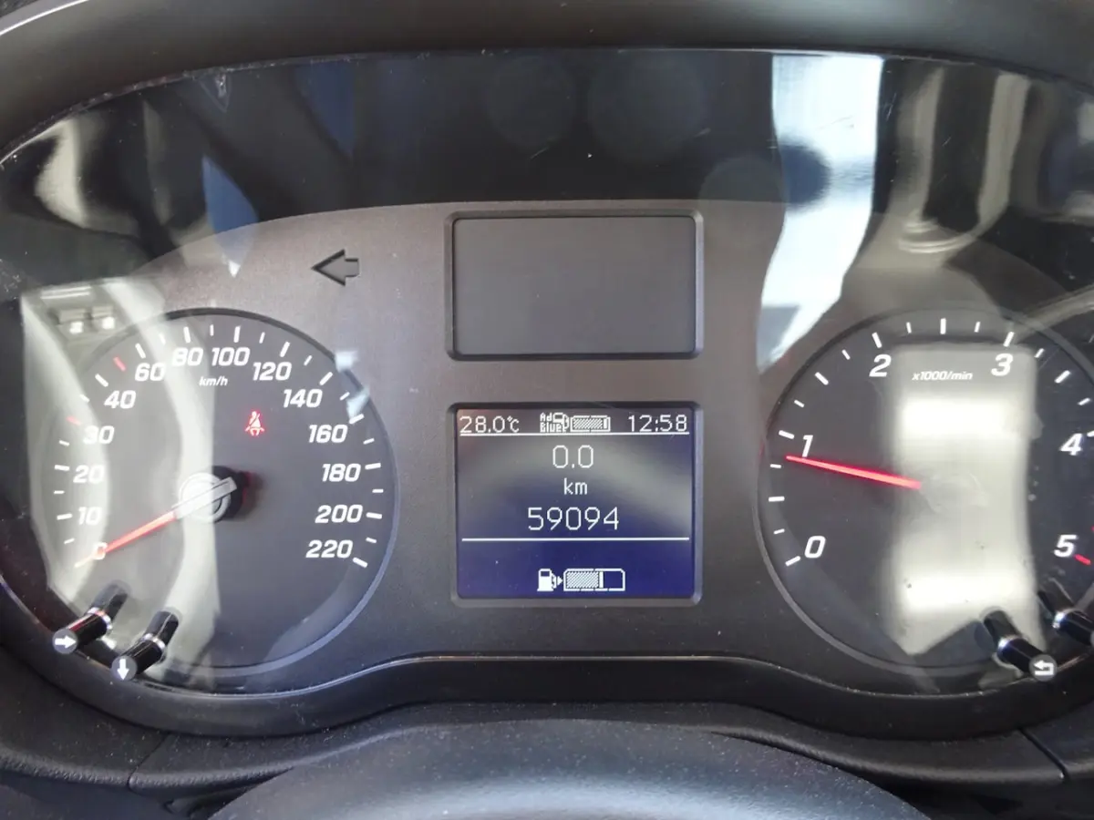 108 CDI L1 AIRCO 2 x SCHUIFDEUR EURO 6