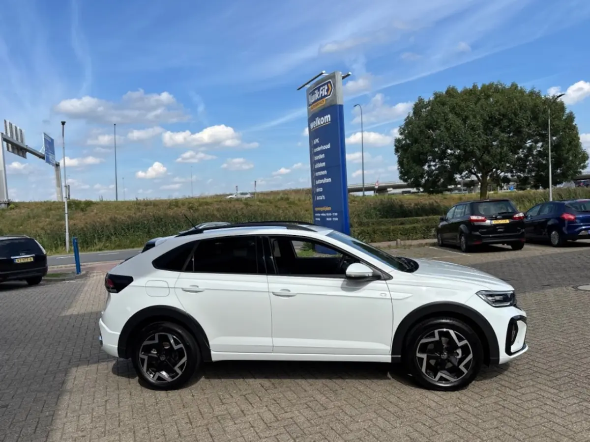1.0 TSI R-LINE AIRCO NAVI CARPLAY PDC STOELVERW