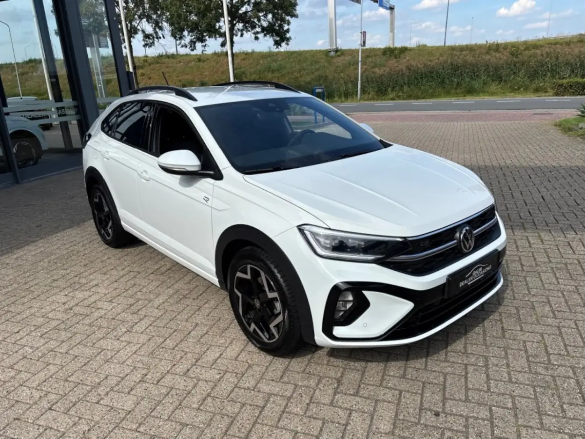 1.0 TSI R-LINE AIRCO NAVI CARPLAY PDC STOELVERW
