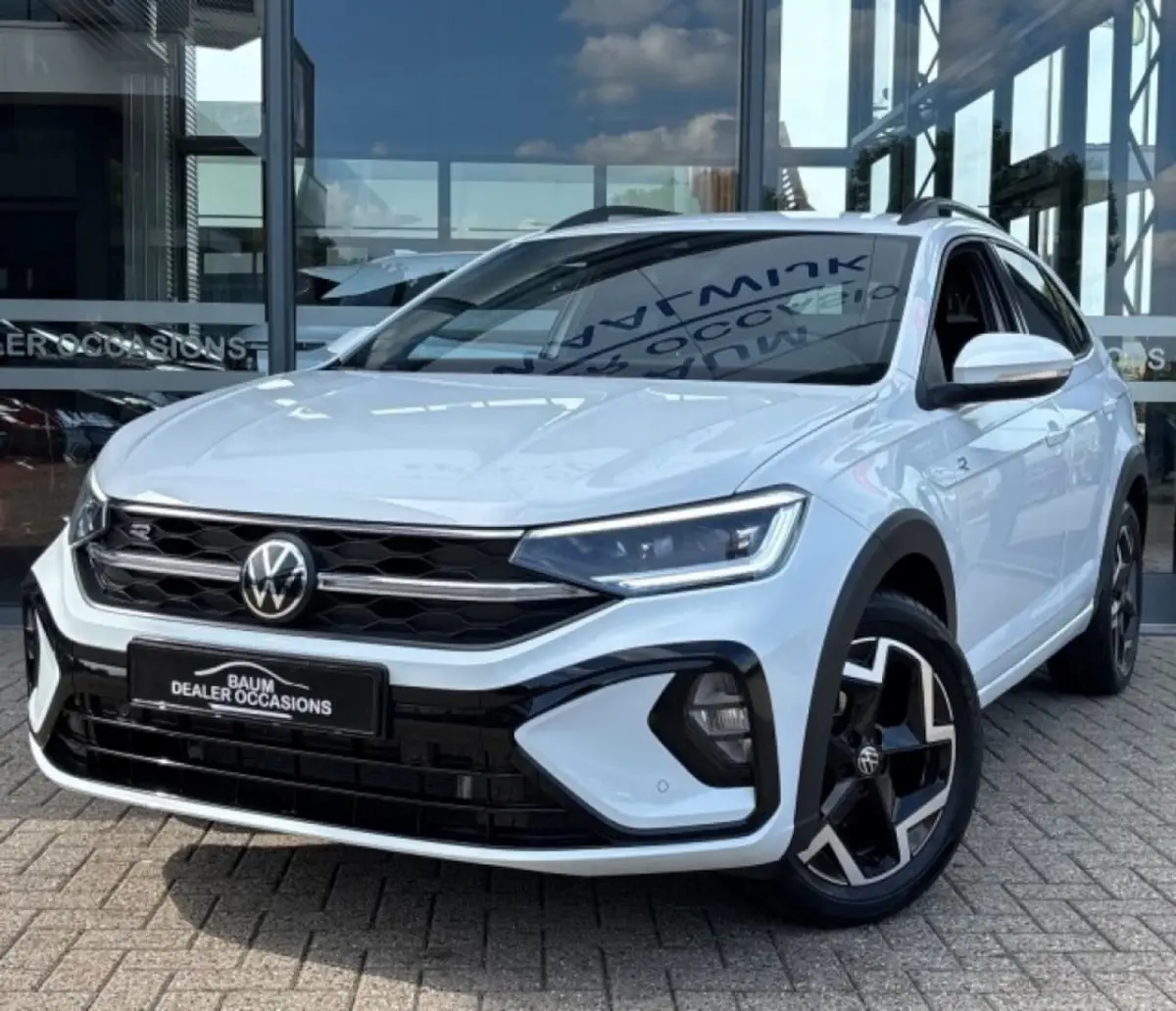 1.0 TSI R-LINE AIRCO NAVI CARPLAY PDC STOELVERW