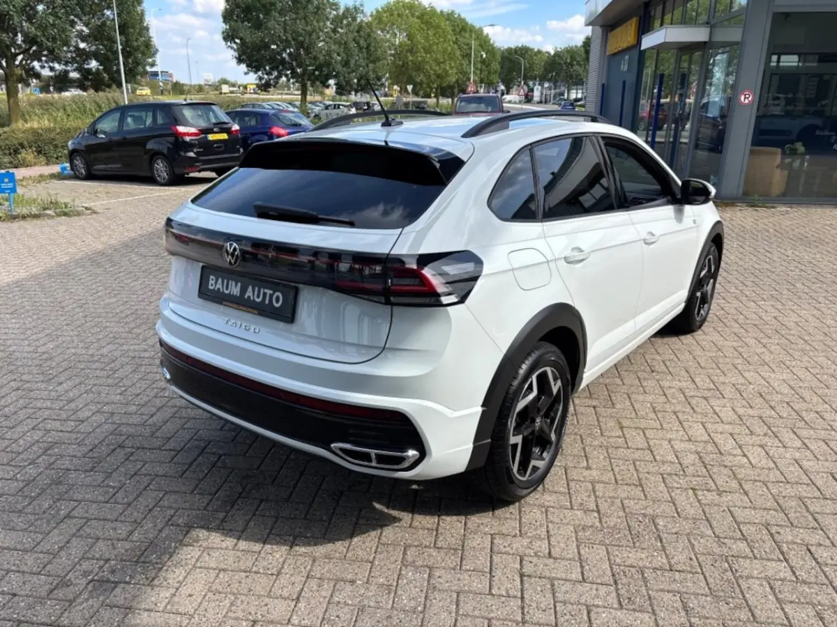 1.0 TSI R-LINE AIRCO NAVI CARPLAY PDC STOELVERW