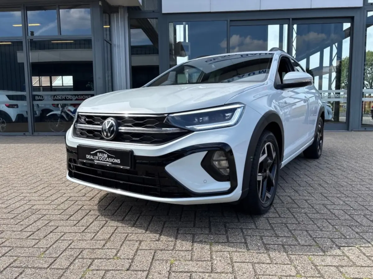 1.0 TSI R-LINE AIRCO NAVI CARPLAY PDC STOELVERW