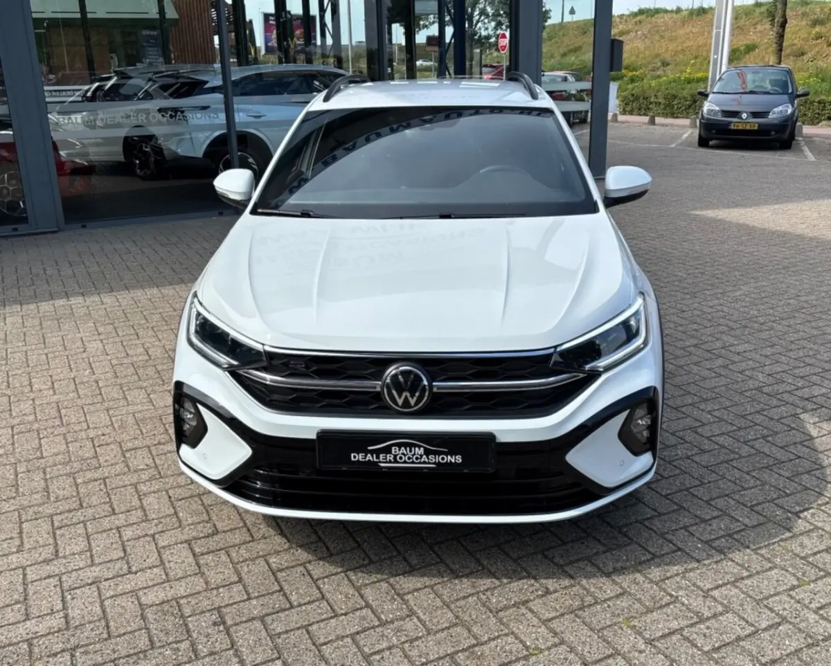 1.0 TSI R-LINE AIRCO NAVI CARPLAY PDC STOELVERW