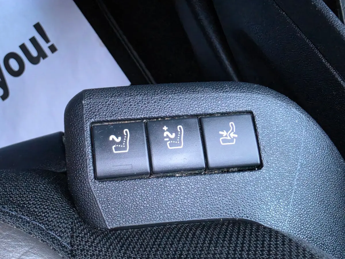 1.2 PureTech Shine Automaat 7p Camera Navi Stoelmassage