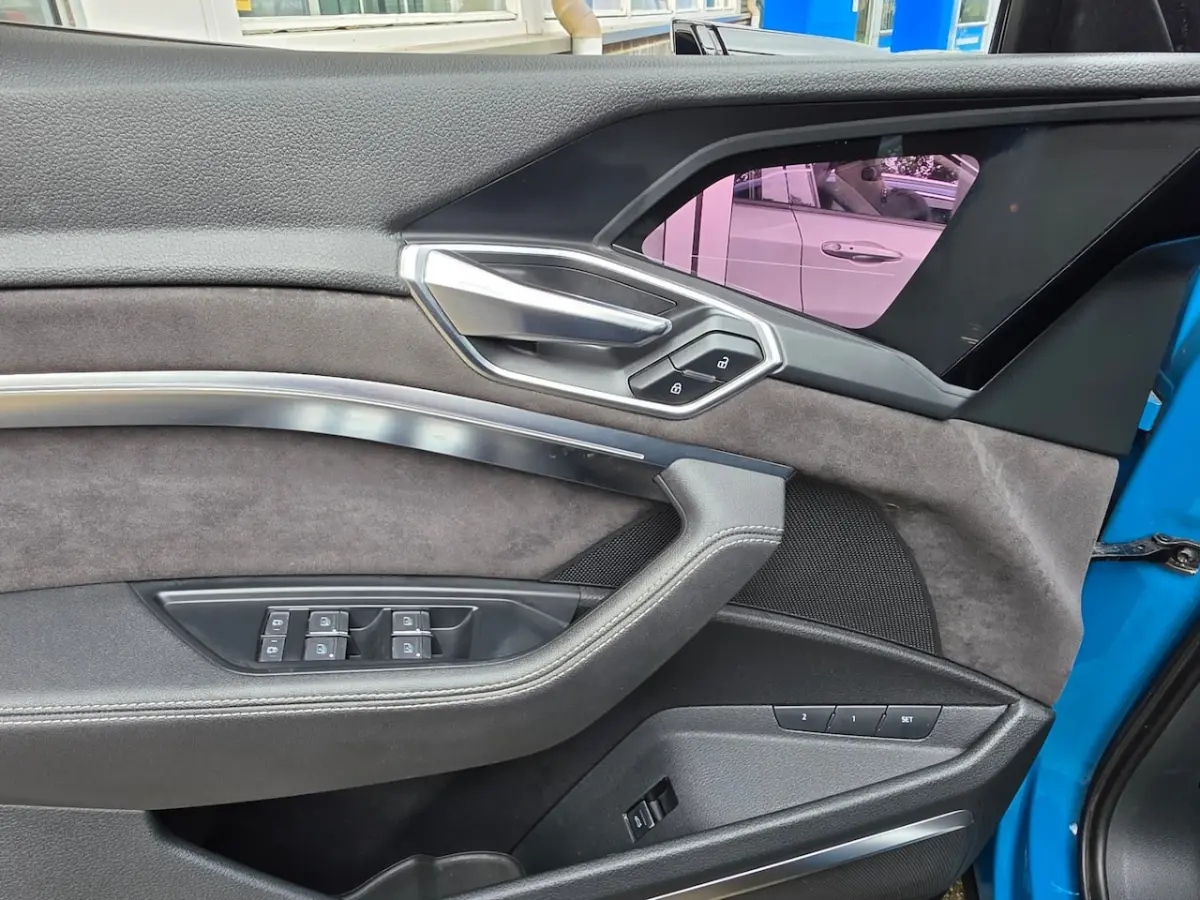 E-tron 55 quattro advanced 95 kWh Pano Leder 360 Camera