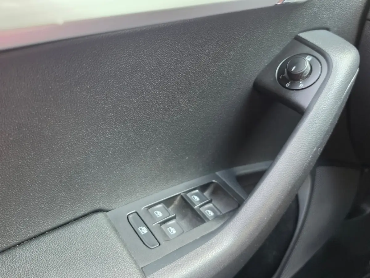 1.0 TSI Aut Dealer onderhouden Navi Carplay Nap