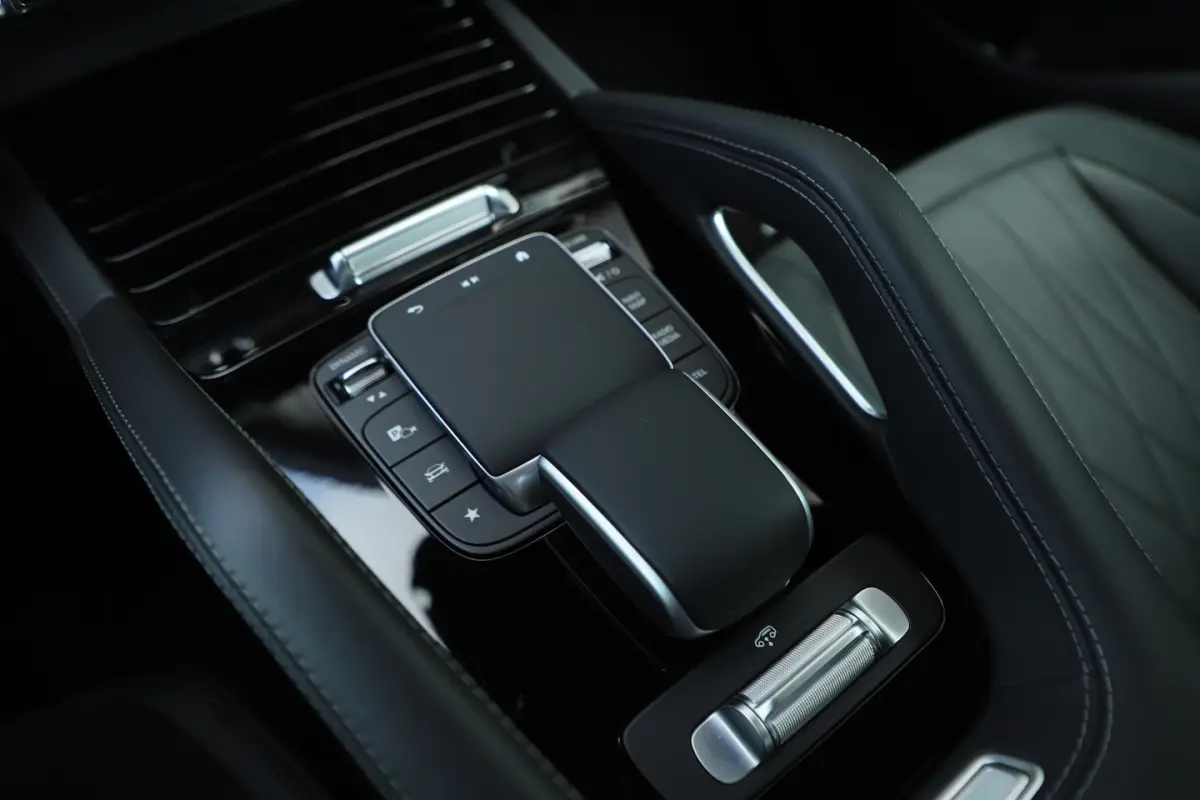 AMG 63 S 4MATIC+ | 612PK | Luchtvering | Carbon | Burmester | Keyless-go | Stoelkoeling |