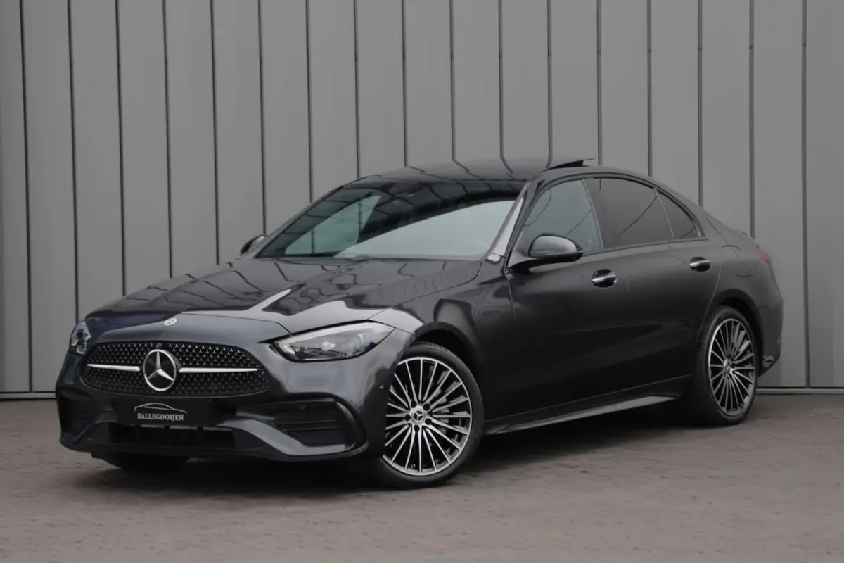 300e AMG | 313PK | Head-up | Keyless-go | Pano | Digital-light | Sfeerverlichting | Standk