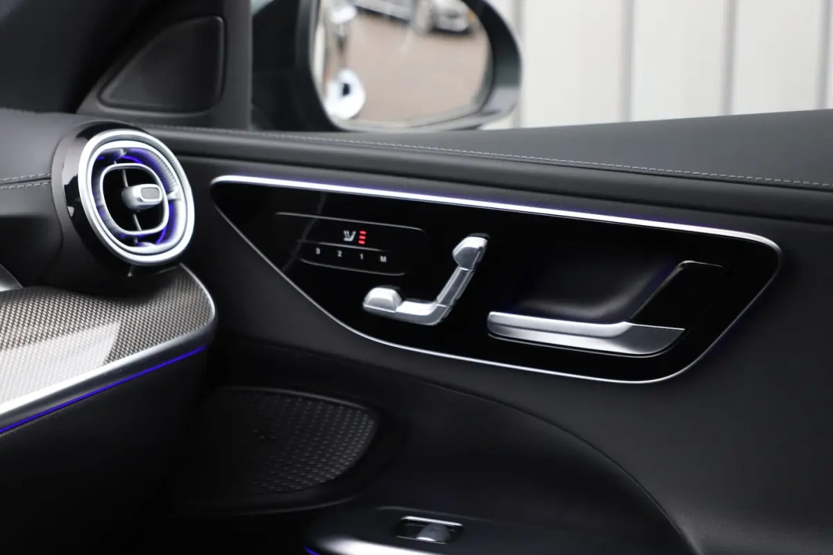 300e AMG | 313PK | Head-up | Keyless-go | Pano | Digital-light | Sfeerverlichting | Standk