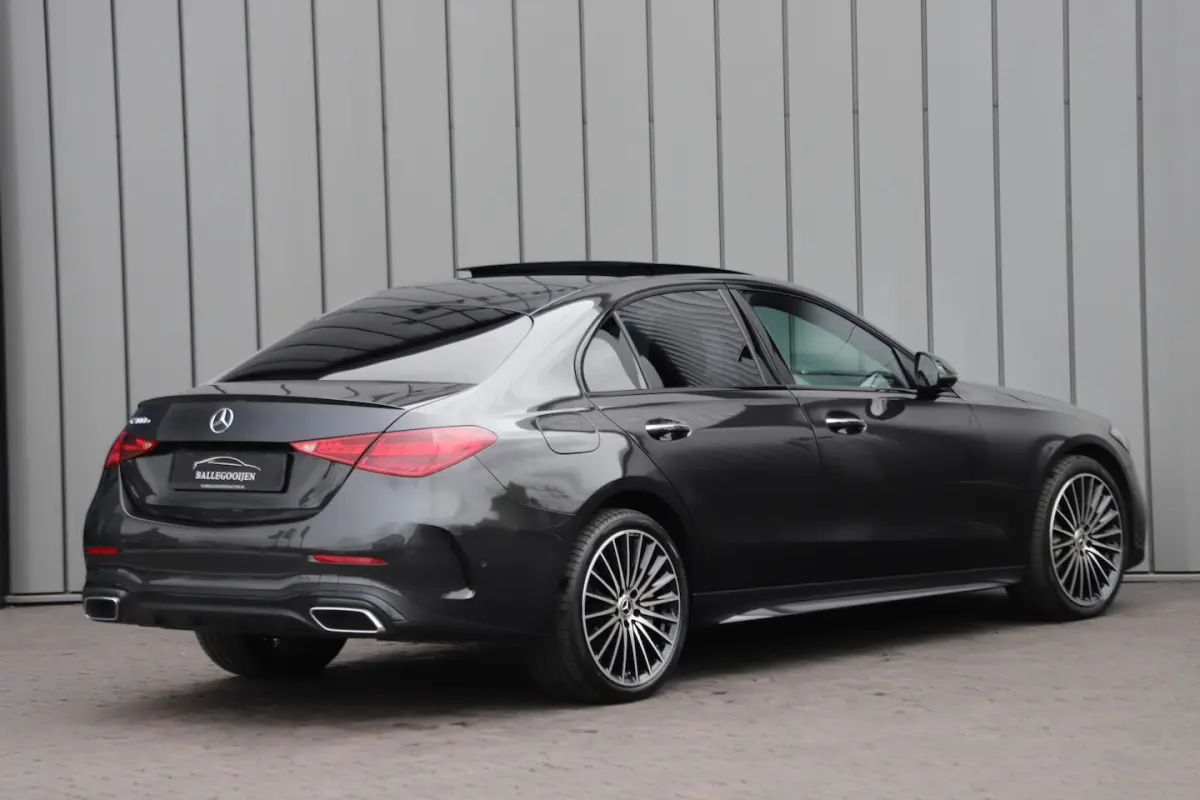300e AMG | 313PK | Head-up | Keyless-go | Pano | Digital-light | Sfeerverlichting | Standk