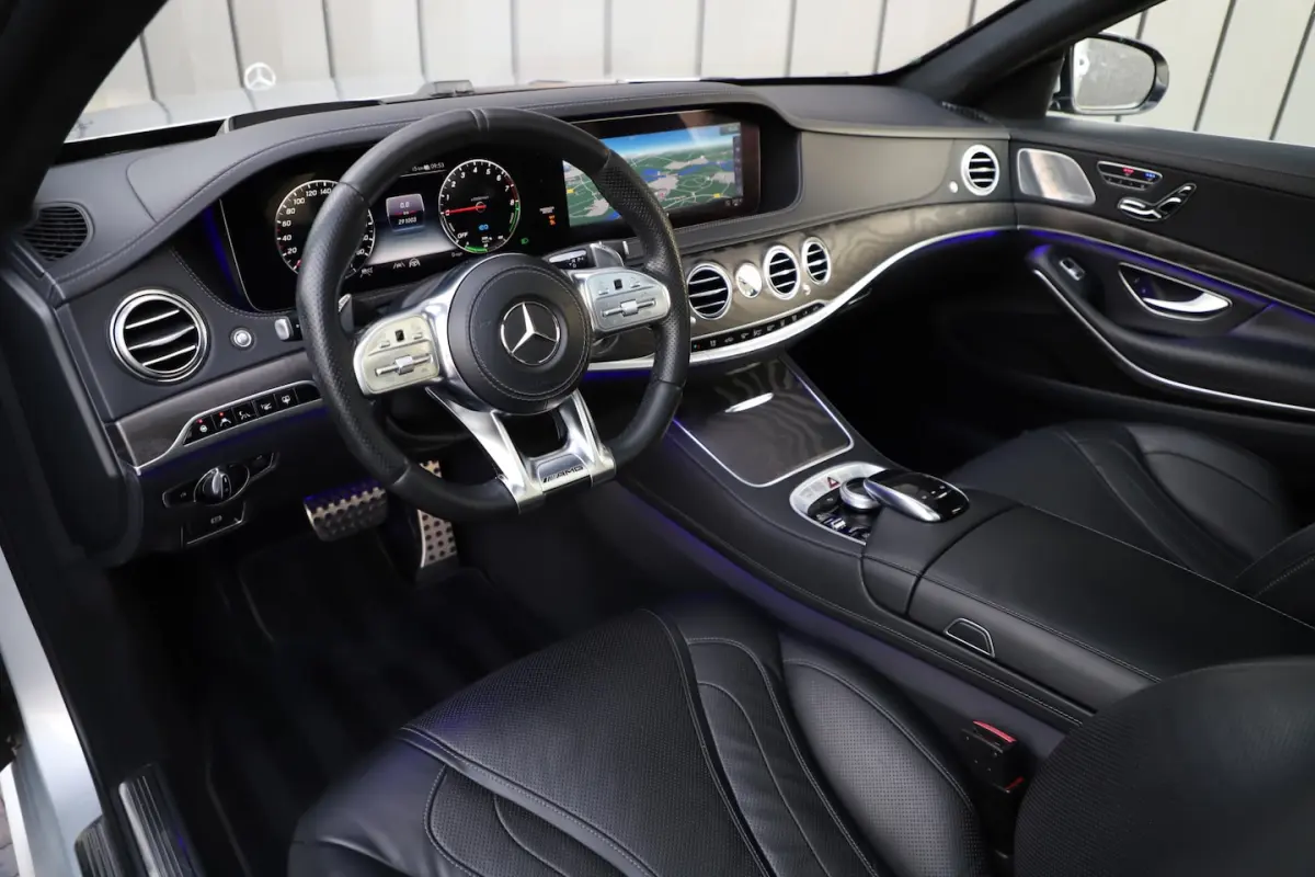 560e AMG Lang | 476PK | Massage | Luchtvering | Head-up | Chauffeurs-pakket | Sfeerverlich