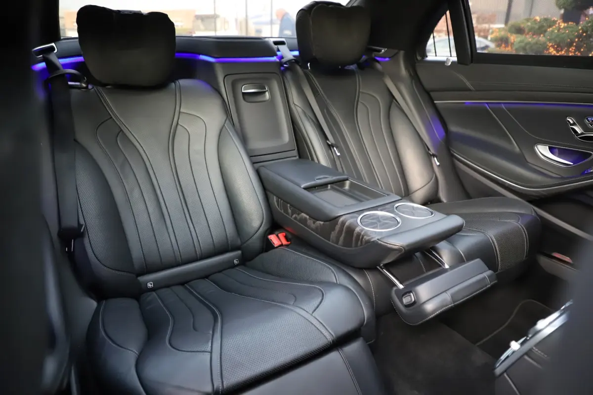 560e AMG Lang | 476PK | Massage | Luchtvering | Head-up | Chauffeurs-pakket | Sfeerverlich