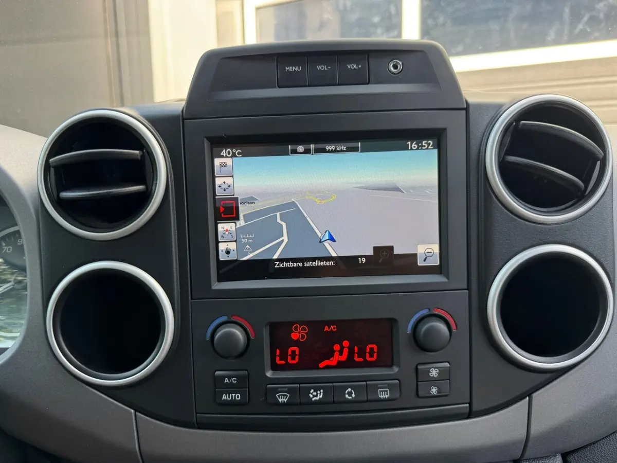 1.2 PureTech XTR Cruise, Climate Control, Navi,