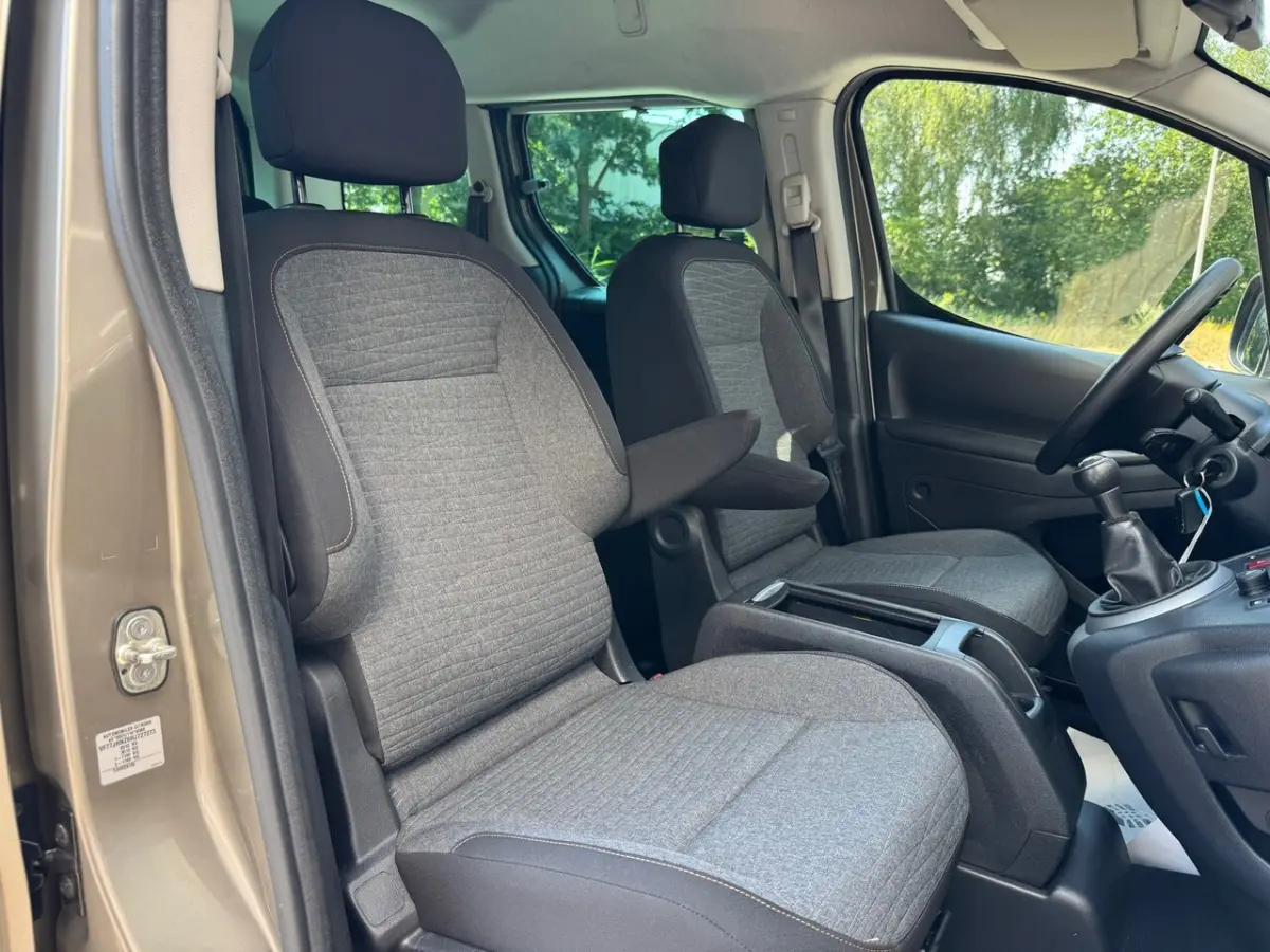 1.2 PureTech XTR Cruise, Climate Control, Navi,
