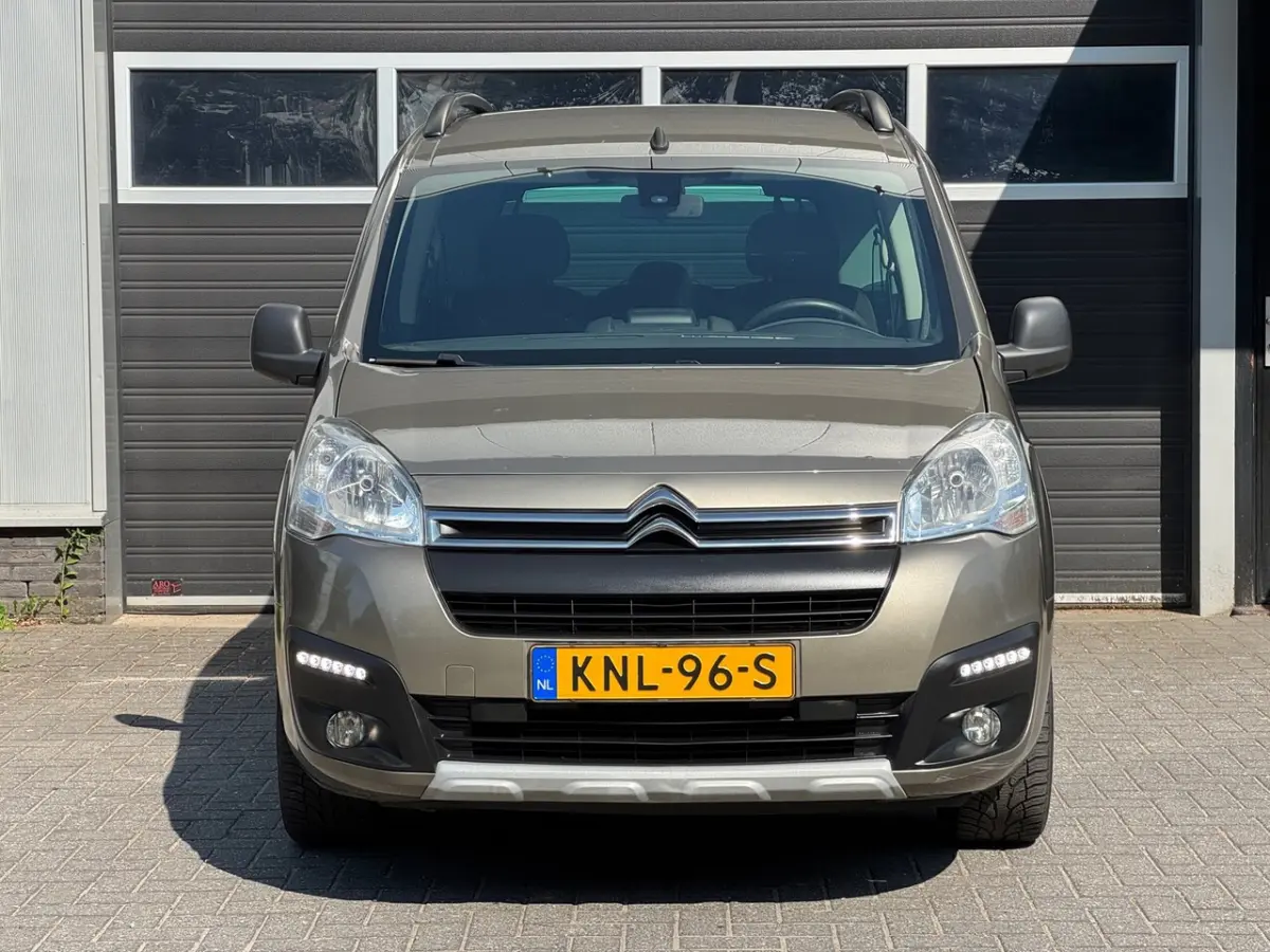 1.2 PureTech XTR Cruise, Climate Control, Navi,