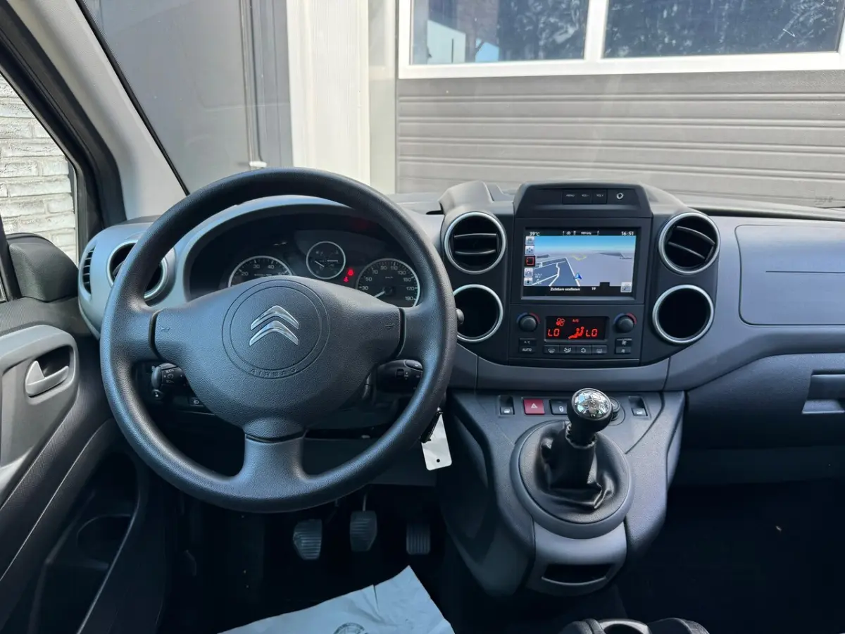 1.2 PureTech XTR Cruise, Climate Control, Navi,