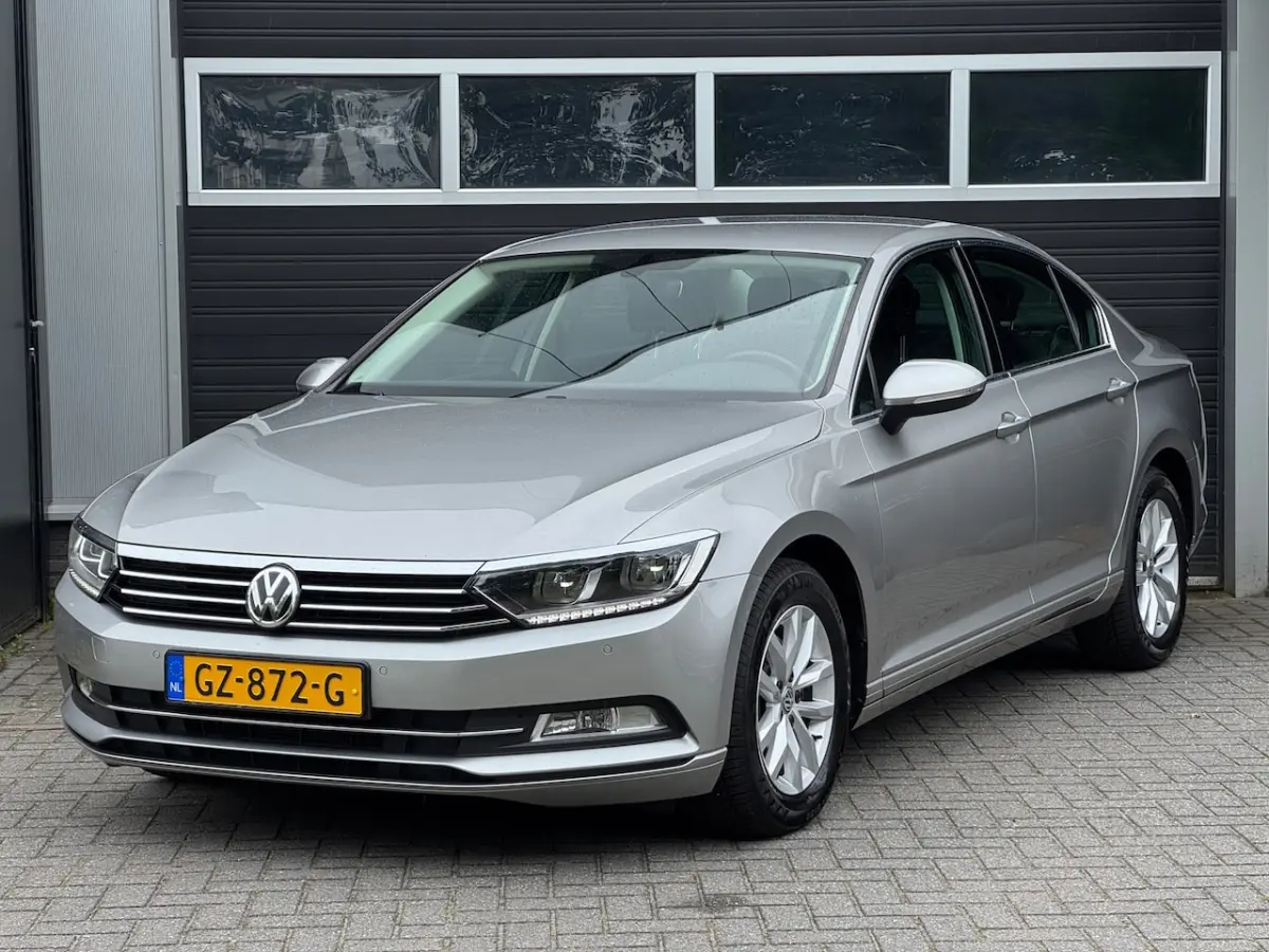 Volkswagen Passat 2015 Benzine Automatisch leasen