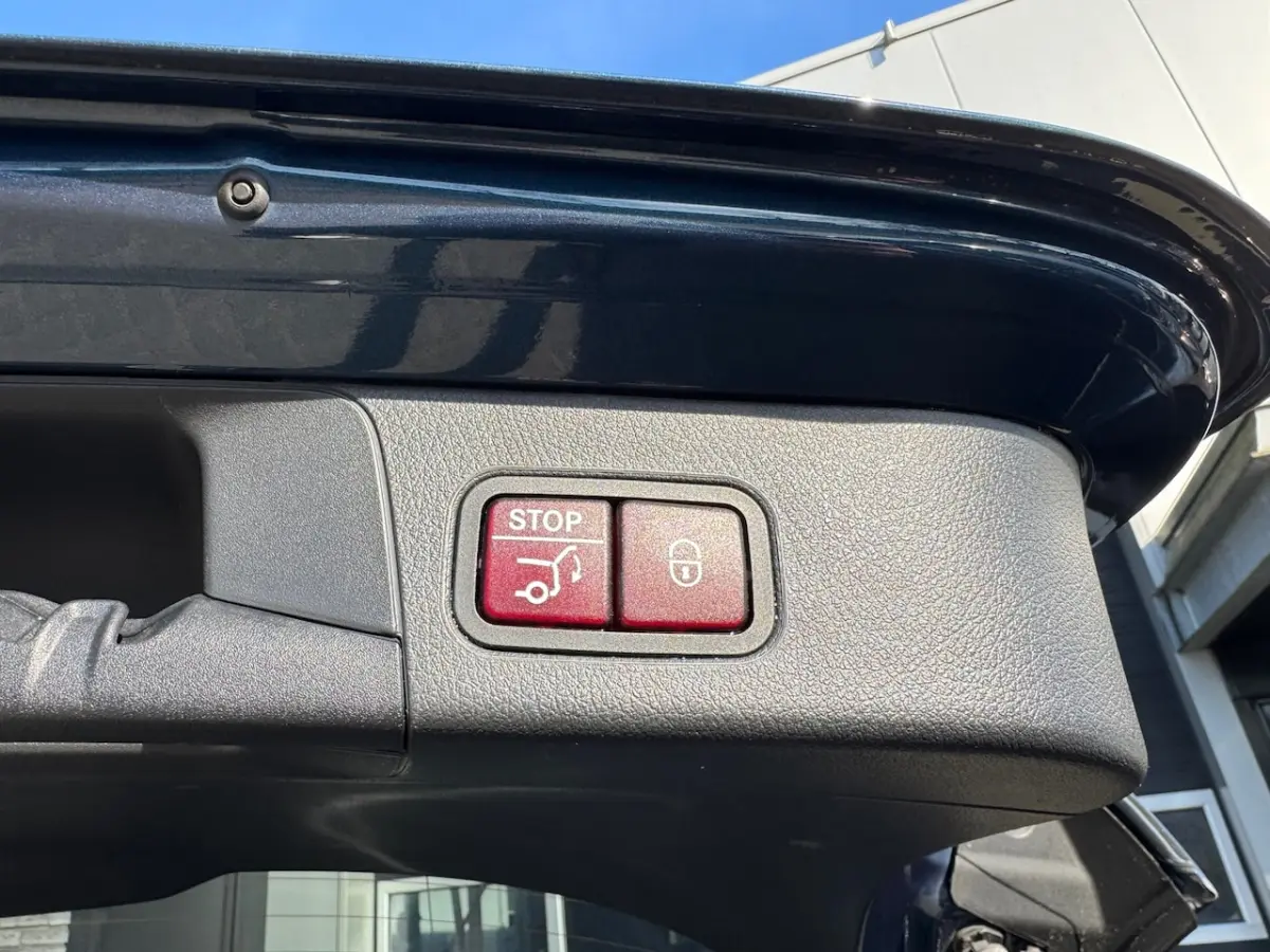 180d AMG Widescreen, Mutibeam, Memory Stoelen, Keyless, Camera, NAP