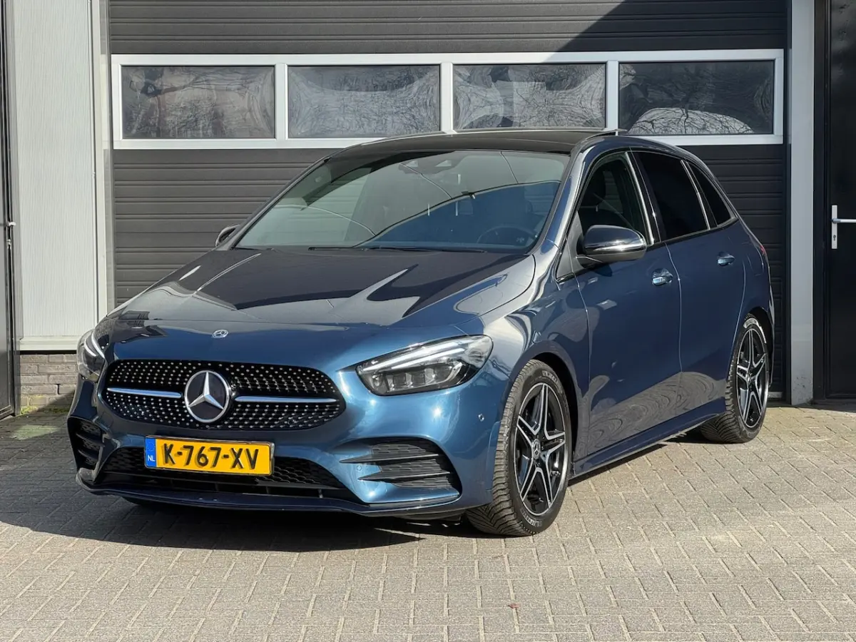 180d AMG Widescreen, Mutibeam, Memory Stoelen, Keyless, Camera, NAP