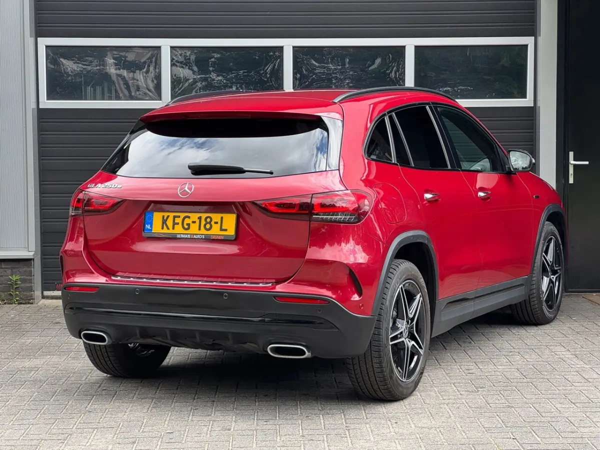 250 e AMG Line Xenon/Led, Widescreen, Camera, Ambient, Keyless, Burmester,
