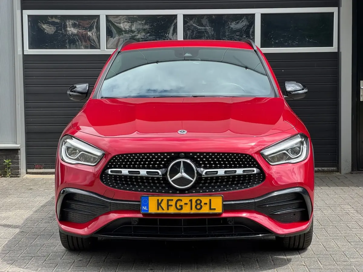 250 e AMG Line Xenon/Led, Widescreen, Camera, Ambient, Keyless, Burmester,