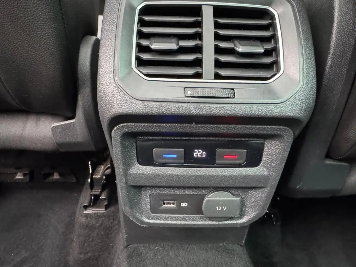 2.0 TSI DSG 4Motion 2x R Line Xenon/Led, Pano, Keyless, Virtual, 360 Camera