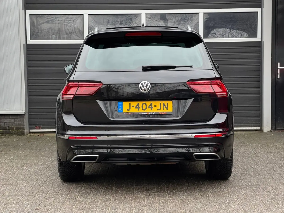 2.0 TSI DSG 4Motion 2x R Line Xenon/Led, Pano, Keyless, Virtual, 360 Camera